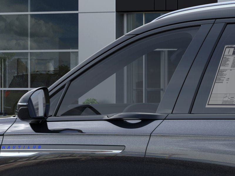 2025 Lincoln Nautilus Reserve