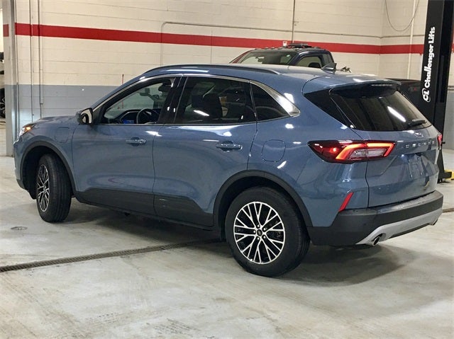 2024 Ford Escape Plug-In Hybrid Base