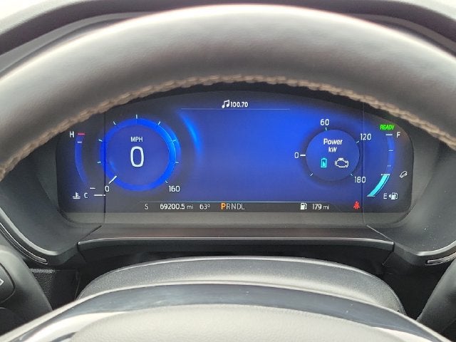 2022 Ford Escape Hybrid Titanium
