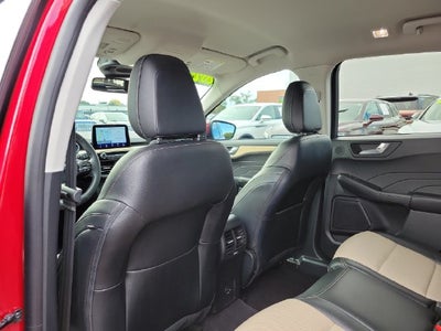 2022 Ford Escape Hybrid Titanium