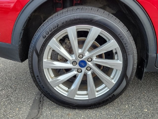 2022 Ford Escape Hybrid Titanium