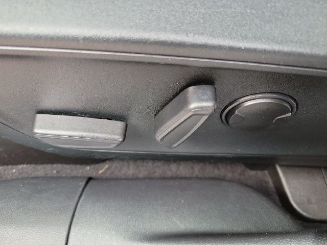 2022 Ford Escape Hybrid Titanium