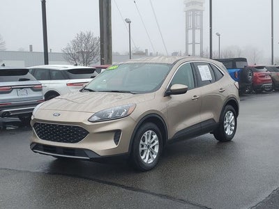 2020 Ford Escape SE