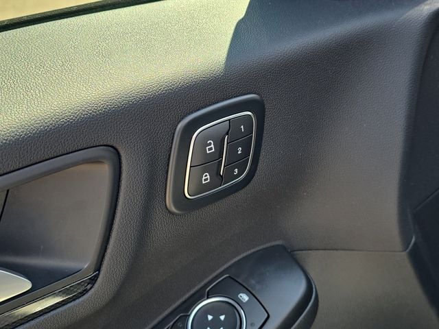 2025 Ford Escape Hybrid ST-Line Elite