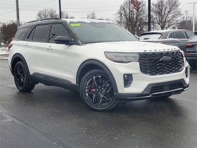 2025 Ford Explorer ST