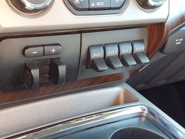 2015 Ford F-250SD Lariat