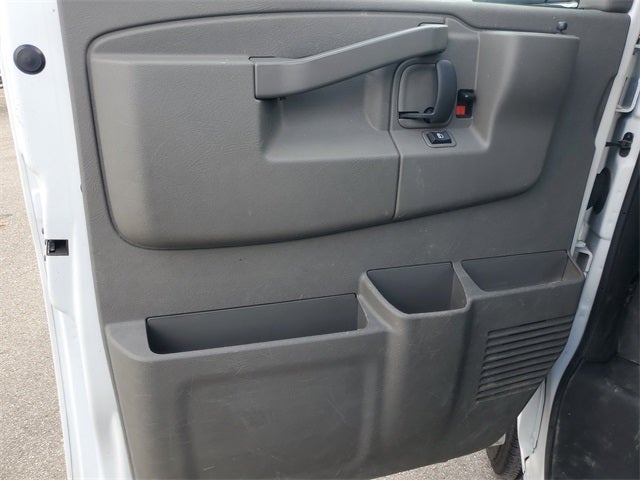 2023 Chevrolet Express 2500 Work Van Cargo