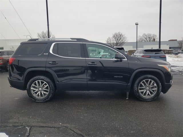 2019 GMC Acadia SLE-2