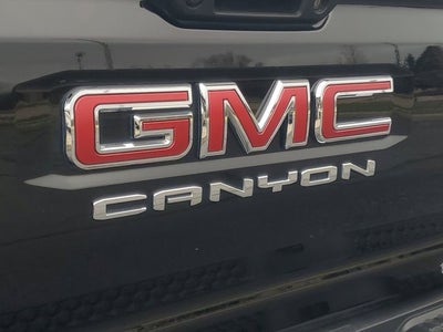 2024 GMC Canyon AT4