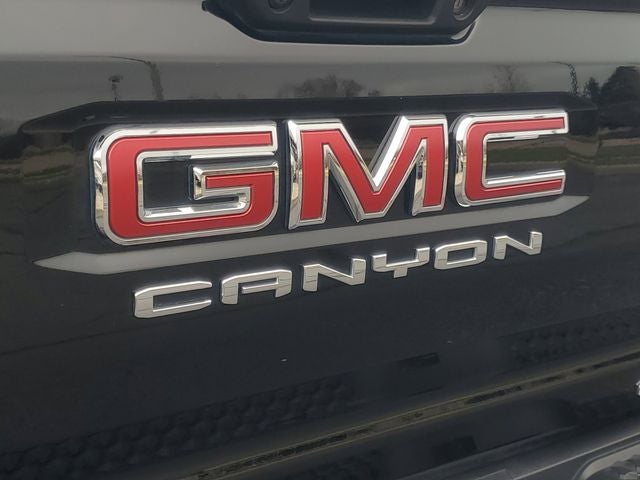 2024 GMC Canyon AT4