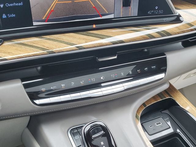 2022 Cadillac Escalade ESV Sport Platinum