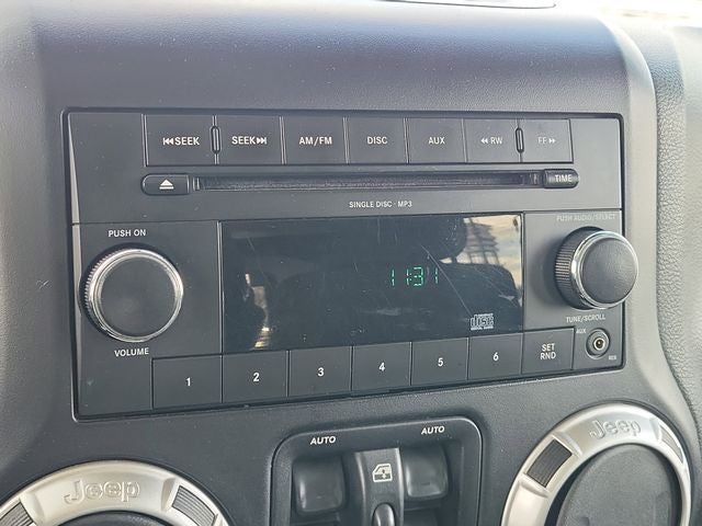 2011 Jeep Wrangler Unlimited Sahara