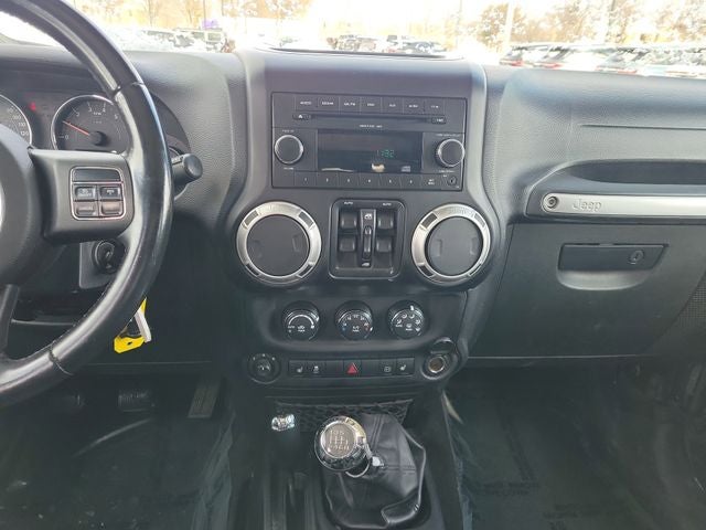 2011 Jeep Wrangler Unlimited Sahara