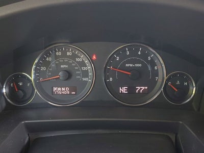 2008 Jeep Commander Sport