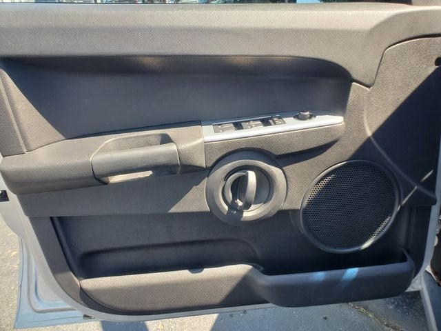 2008 Jeep Commander Sport