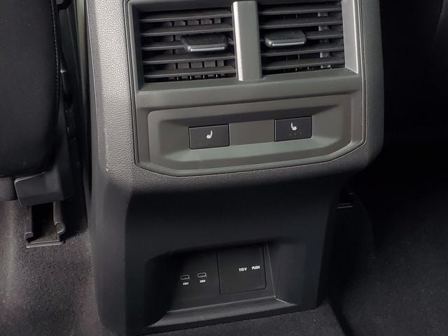2022 Volkswagen Atlas Cross Sport 3.6L V6 SEL Premium R-Line