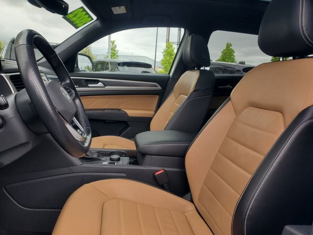 2022 Volkswagen Atlas Cross Sport 3.6L V6 SEL Premium R-Line