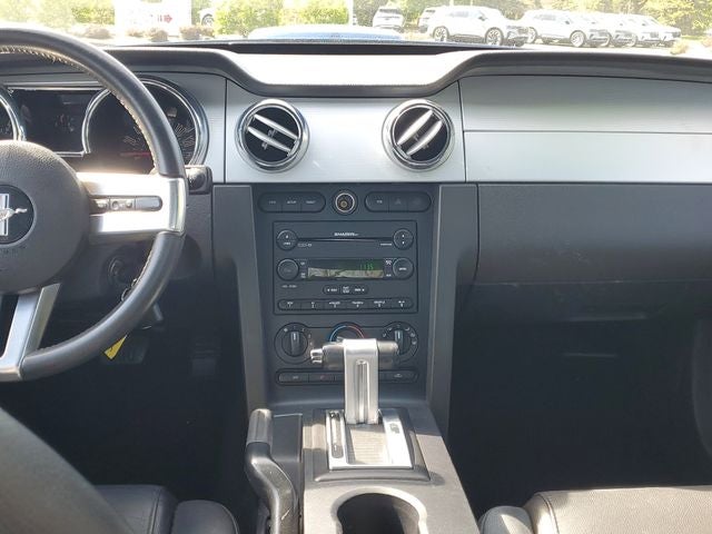 2007 Ford Mustang GT Deluxe