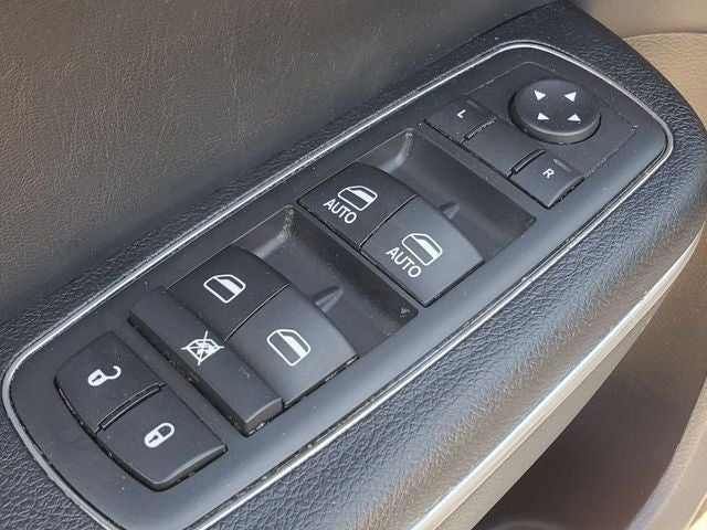 2017 Chrysler 300 S