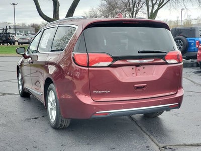 2018 Chrysler Pacifica Touring L Plus