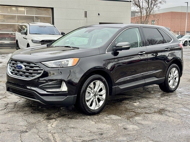 2024 Ford Edge Titanium