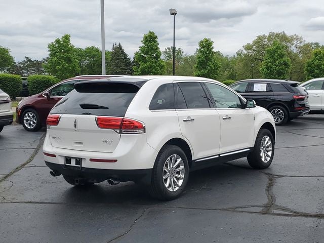 2015 Lincoln MKX Base