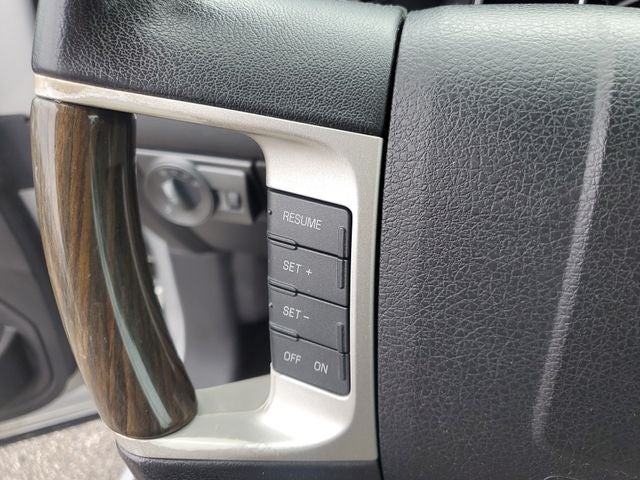 2010 Lincoln MKX Base