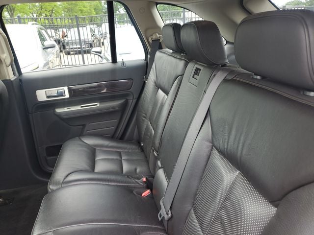 2010 Lincoln MKX Base