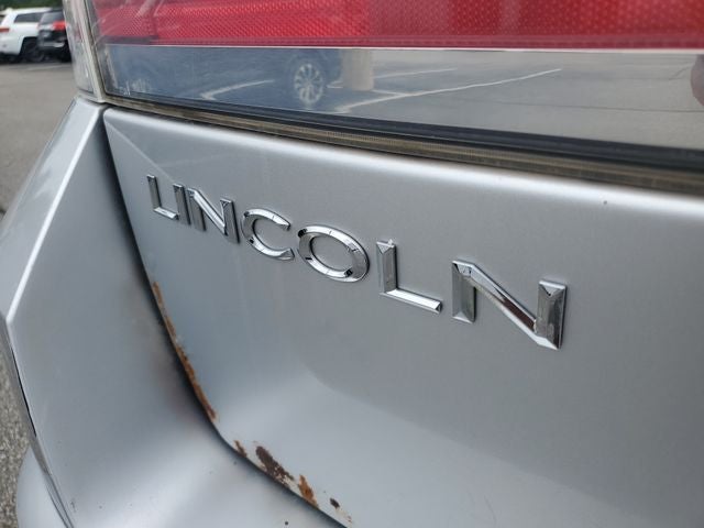 2010 Lincoln MKX Base
