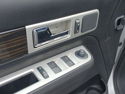 2010 Lincoln MKX Base