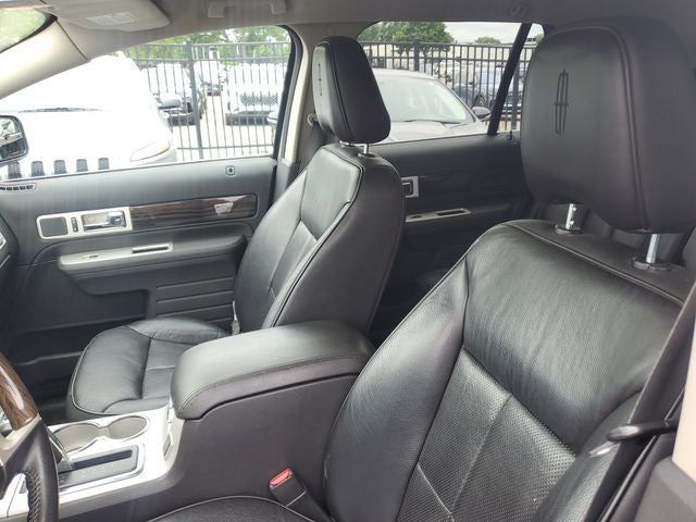 2010 Lincoln MKX Base