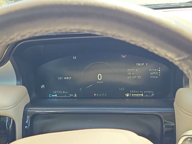 2023 Lincoln Nautilus Standard