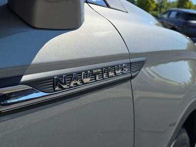 2023 Lincoln Nautilus Standard