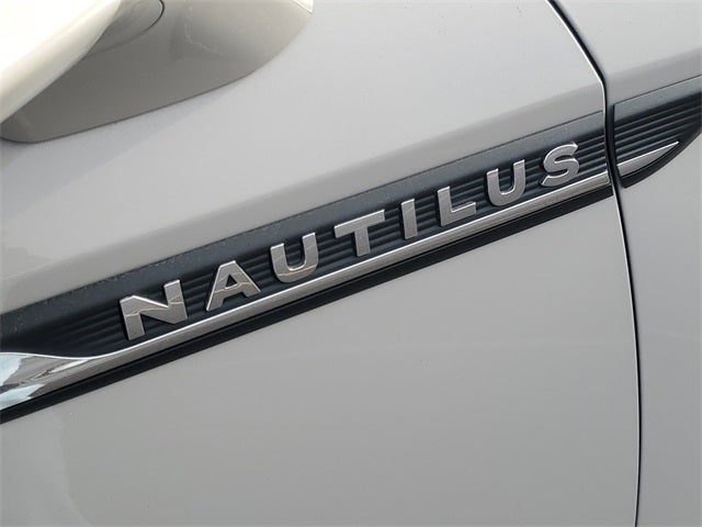 2019 Lincoln Nautilus Select
