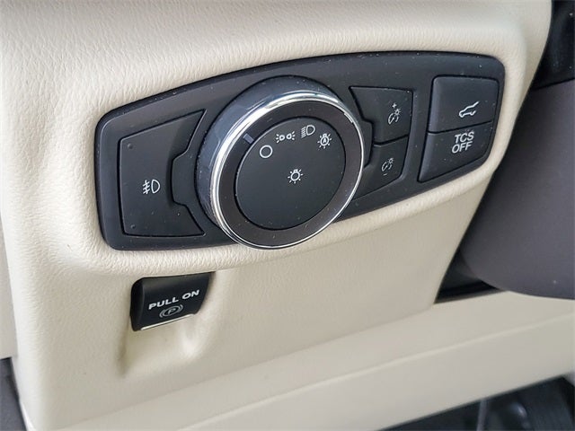 2019 Lincoln Nautilus Select