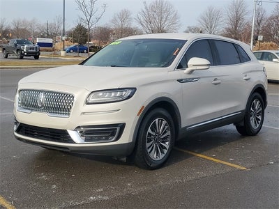 2019 Lincoln Nautilus Select