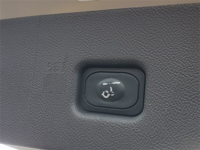 2019 Lincoln Nautilus Select