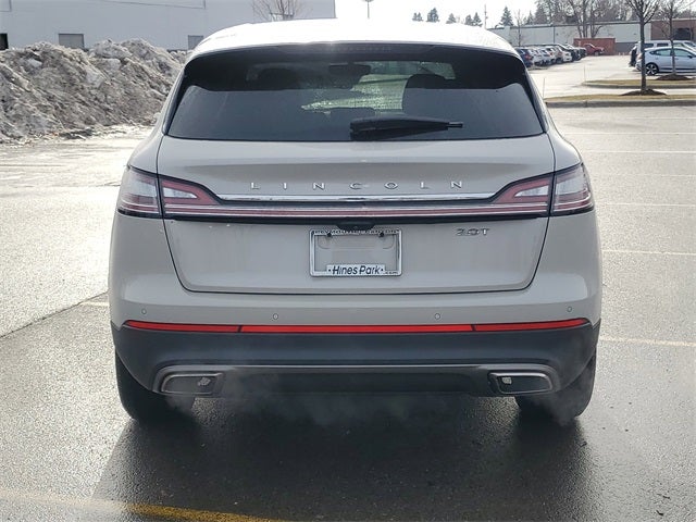 2019 Lincoln Nautilus Select