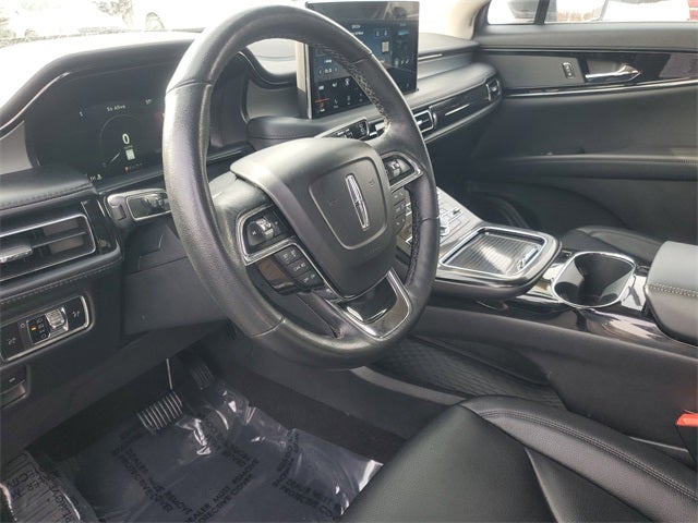 2022 Lincoln Nautilus Standard