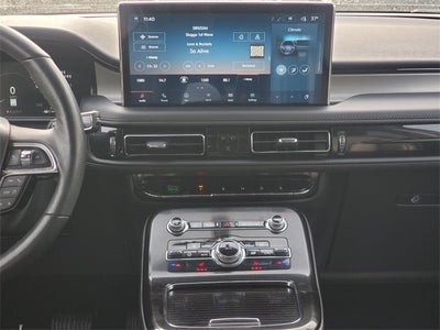 2022 Lincoln Nautilus Standard