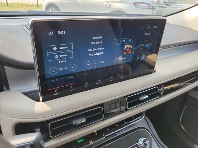 2023 Lincoln Nautilus Standard