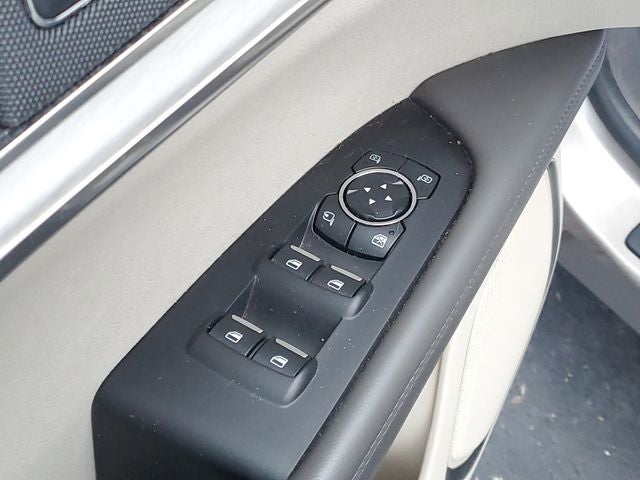 2019 Lincoln Nautilus Standard