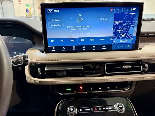 2023 Lincoln Nautilus Reserve