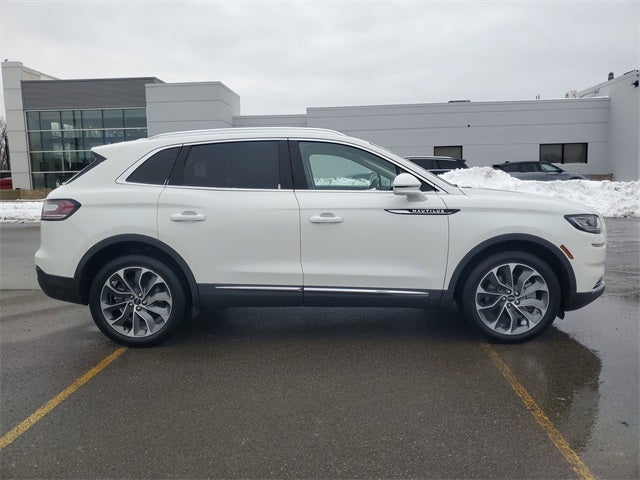 2022 Lincoln Nautilus Reserve