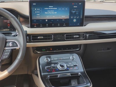 2023 Lincoln Nautilus Reserve