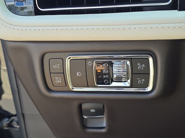 2023 Lincoln Nautilus Black Label