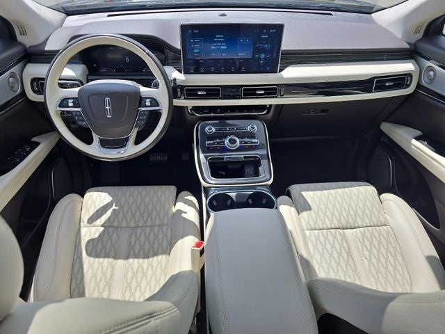 2023 Lincoln Nautilus Black Label