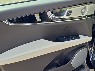 2023 Lincoln Nautilus Black Label