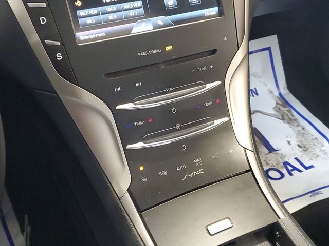 2016 Lincoln MKZ Base