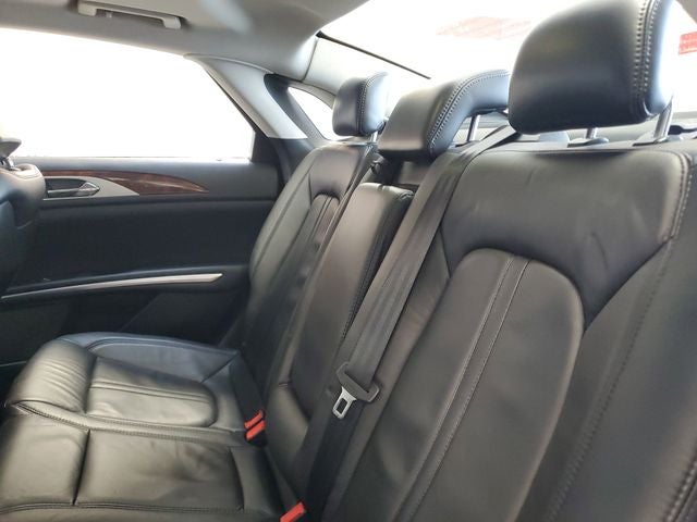 2016 Lincoln MKZ Base